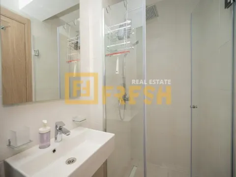 Izdavanje, dvosoban stan, 74m², Master Kvart, Podgorica - image 19