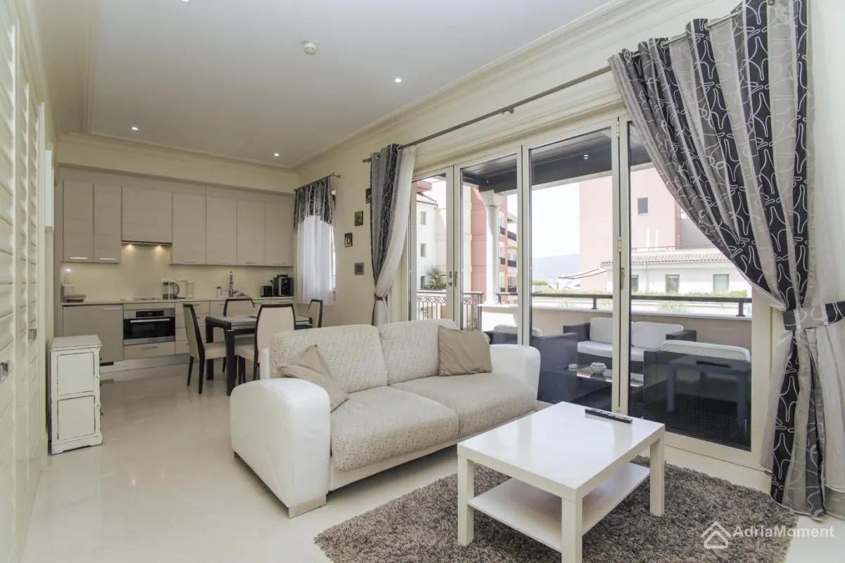 Prodaja, jednosoban stan, 62m², Porto Montenegro, Tivat