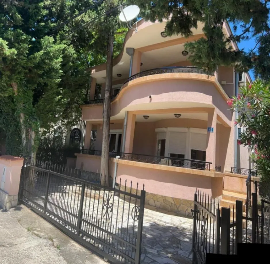 Sale, house, 130m², Sutomore, Bar