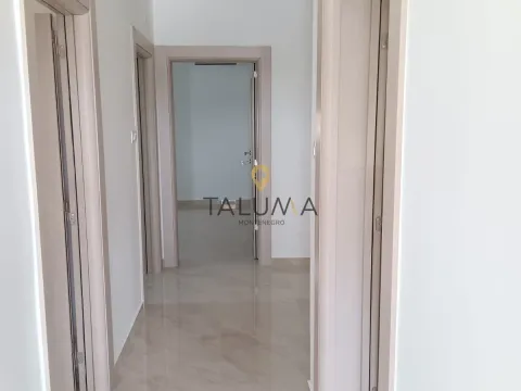 Izdavanje, poslovni prostor, 90m², Masline, Podgorica - image 6