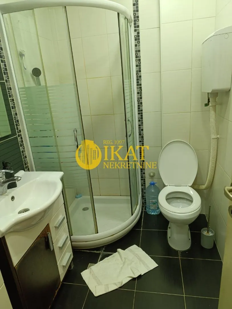 Prodaja, trosoban stan, 80m², Karaburma, Palilula Sve Podlokacije