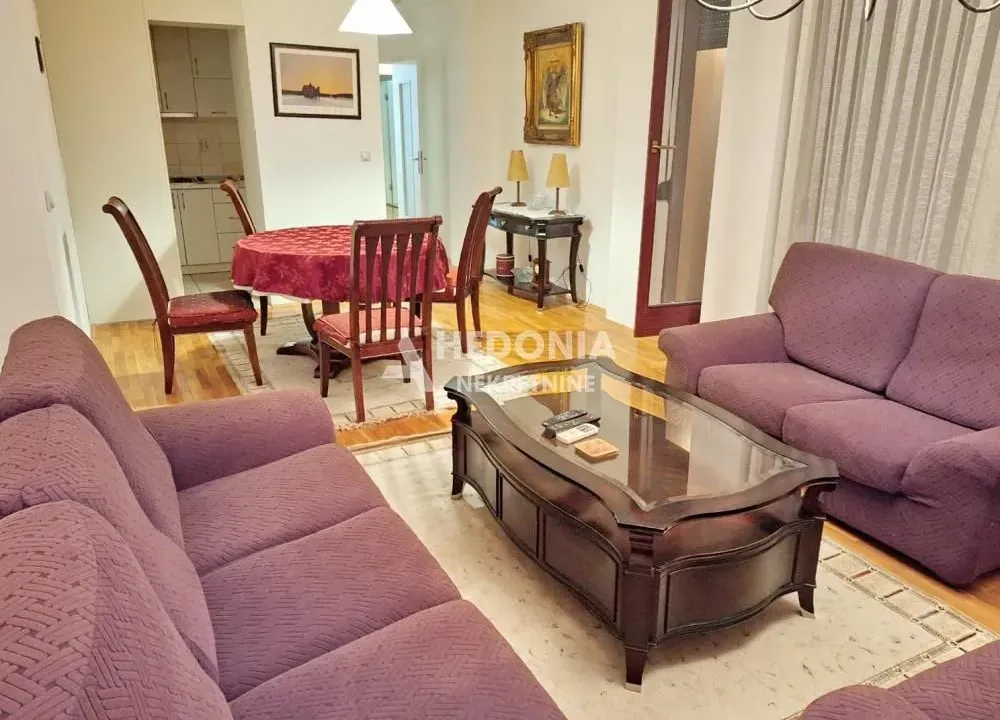 Izdavanje, četvorosoban stan, 105m², Crveni Krst, Beograd