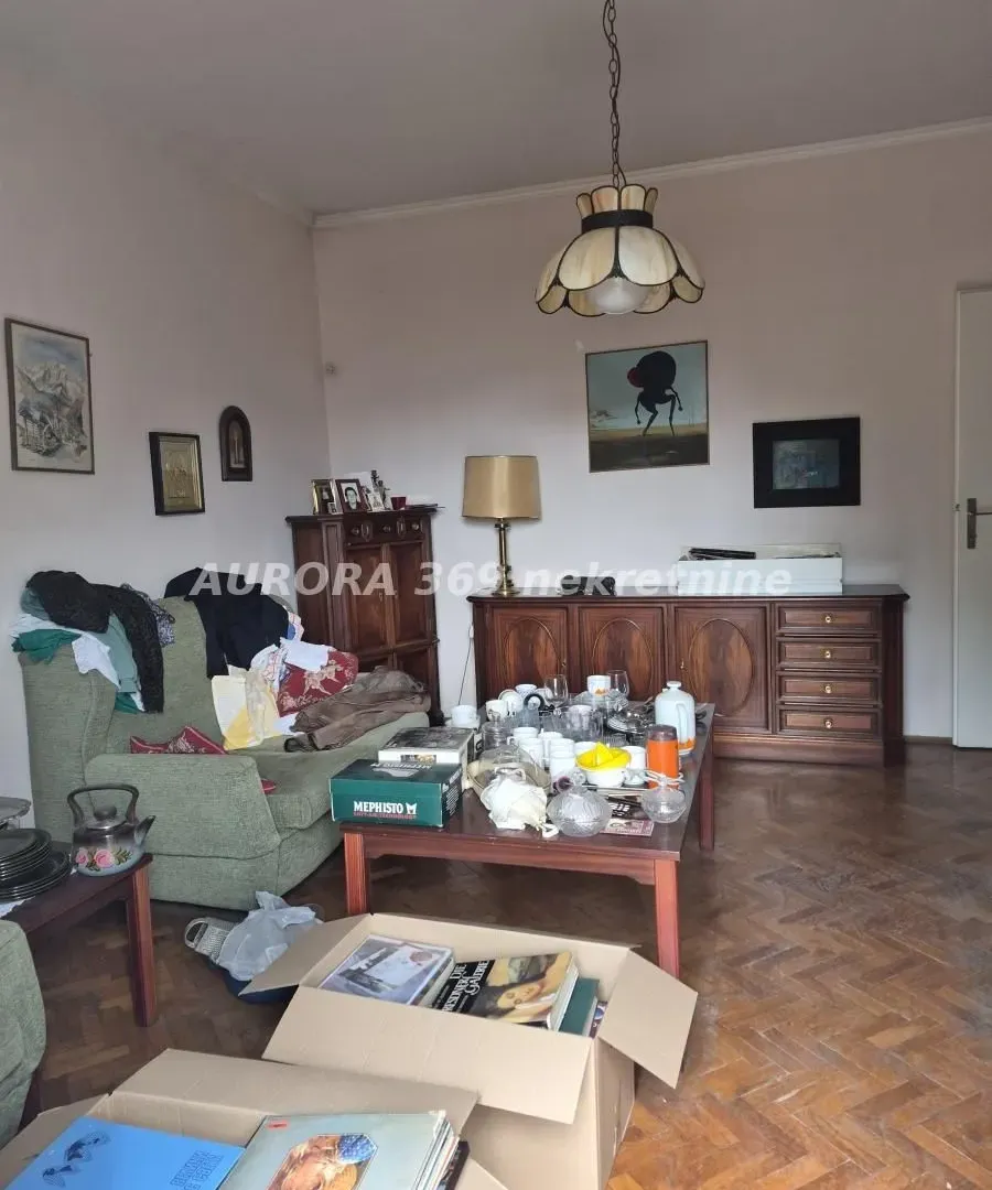 Sale, three bedroom apartment, 75m², Vračar Hram, Vračar Sve Podlokacije