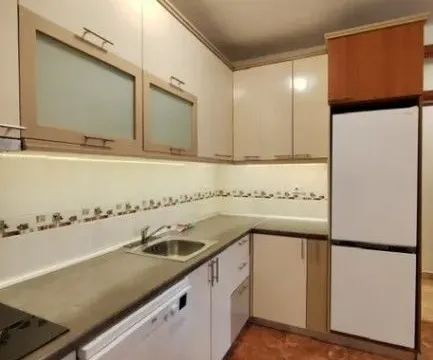 Izdavanje, jednosoban stan, 53m², Centar, Bar - image 8