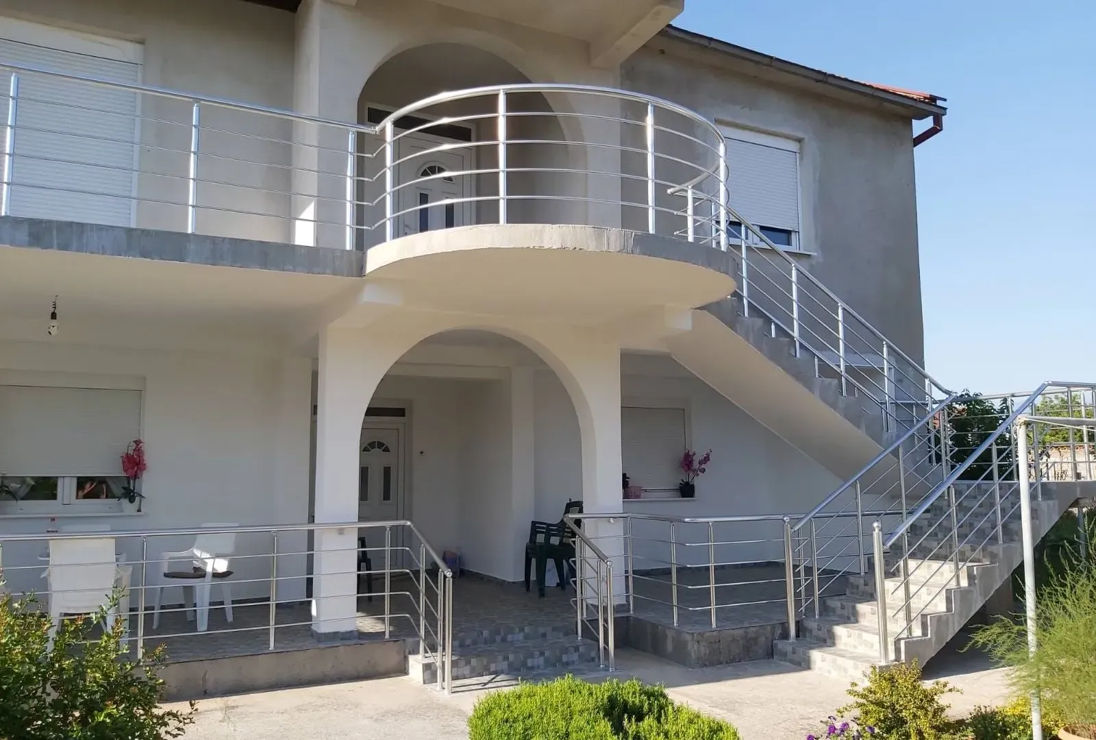 Rent, house, 130m², Tološi, Podgorica