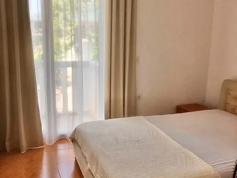 Izdavanje, trosoban stan, 110m², Seoce, Budva - image 5