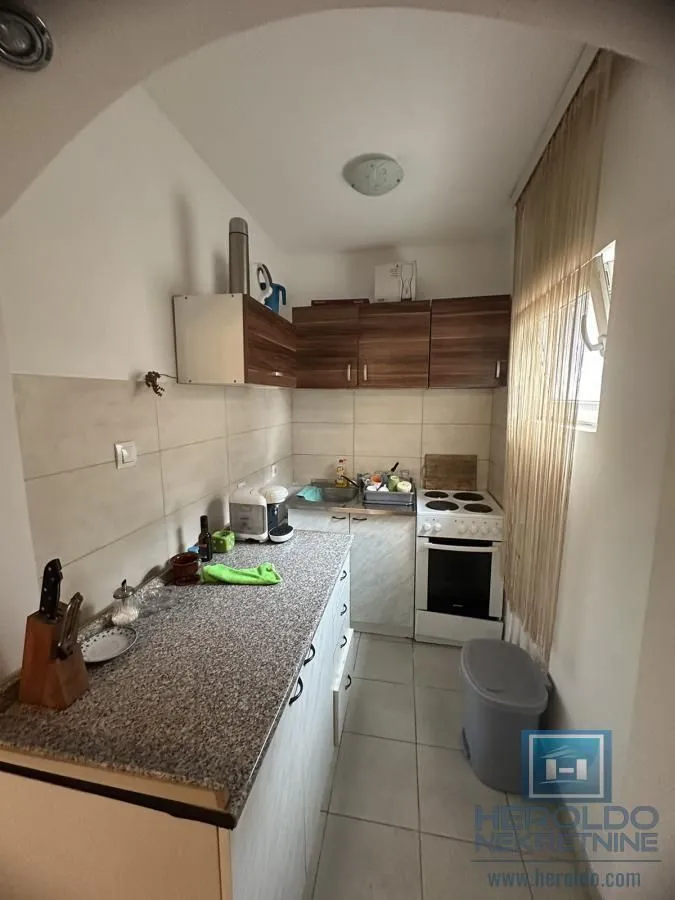 Prodaja, kuća, 300m², Ćuprija, Srbija