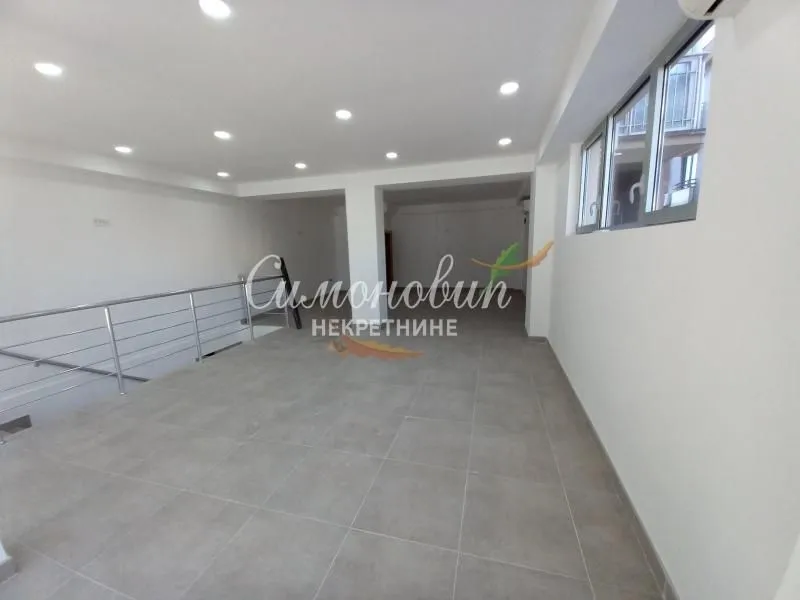 Sale, office space, 117m², Uciteljsko Naselje, Zvezdara Sve Podlokacije