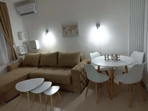 Prodaja, garsonjera, 24m², Central Point, Podgorica - image 11