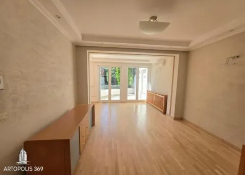 Izdavanje, kuća, 290m², Zvezdin Stadion, Beograd - image 2