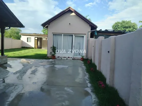 Prodaja, kuća, 144m², Inđija, Srbija - image 1