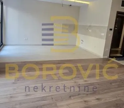 Prodaja, trosoban stan, 68m², Olimp, Zvezdara Sve Podlokacije - image 5