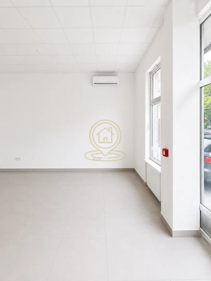 Rent, office space, 65m², Centar, Vrnjačka Banja
