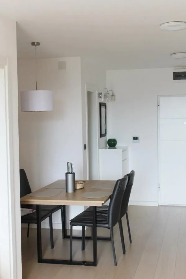 Prodaja, jednosoban stan, 50m², Tivat, Crna Gora