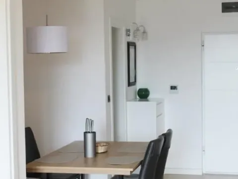 Sale, one bedroom apartment, 50m², Tivat, Crna Gora - image 17