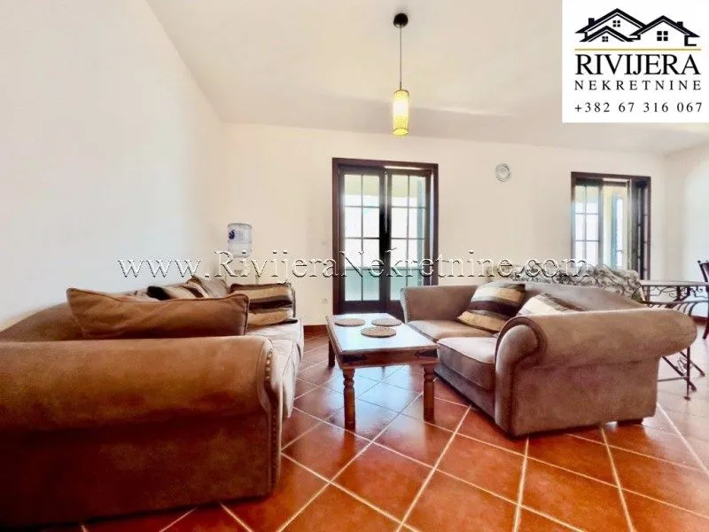 Prodaja, dvosoban stan, 94m², Kostanjica, Kotor