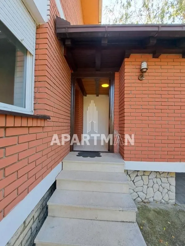 Sale, house, 140m², Voždovac Sve Podlokacije, Beograd