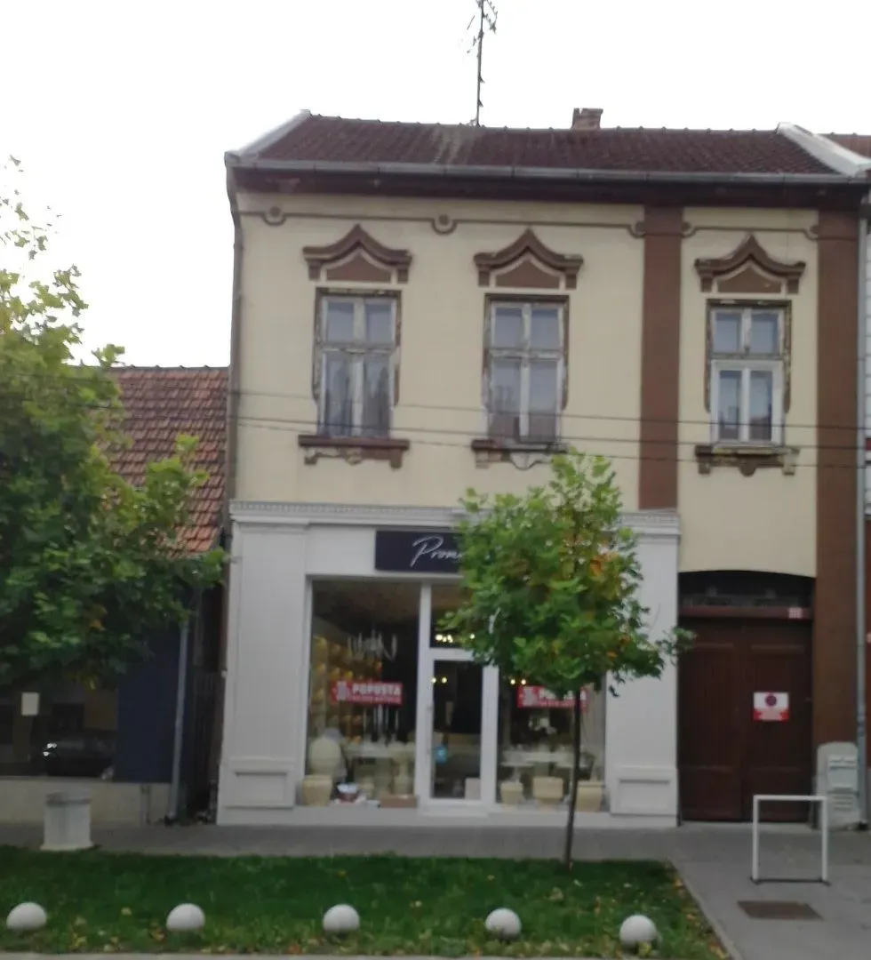 Prodaja, kuća, 320m², Ruma, Srbija