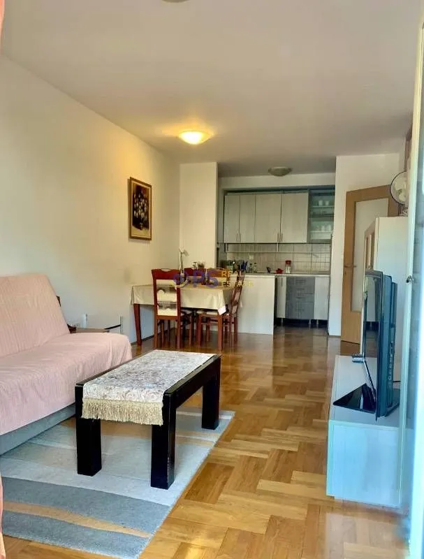 Prodaja, dvosoban stan, 74m², Bar, Crna Gora