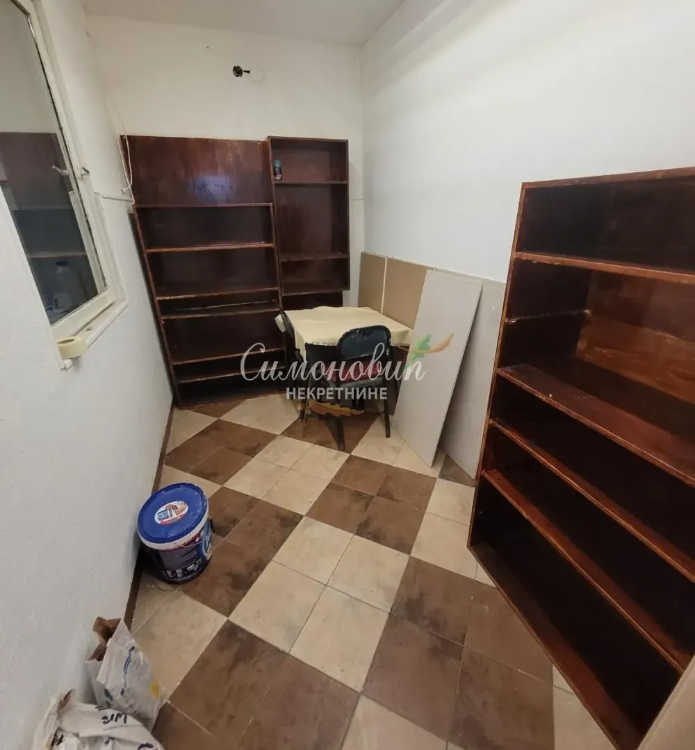 Izdavanje, poslovni prostor, 160m², Ledine, Beograd