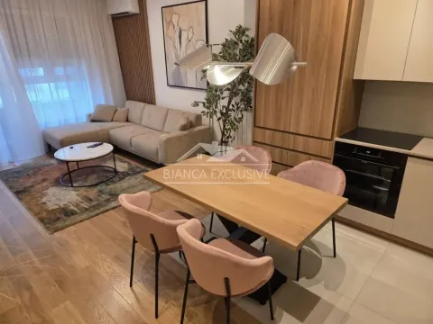 Stan in Novi Beograd Blok 65