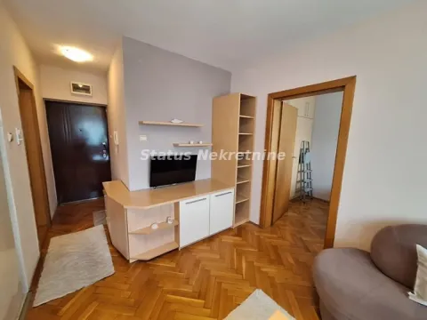 Izdavanje, jednosoban stan, 30m², Grbavica, Novi Sad Sve Podlokacije - image 4