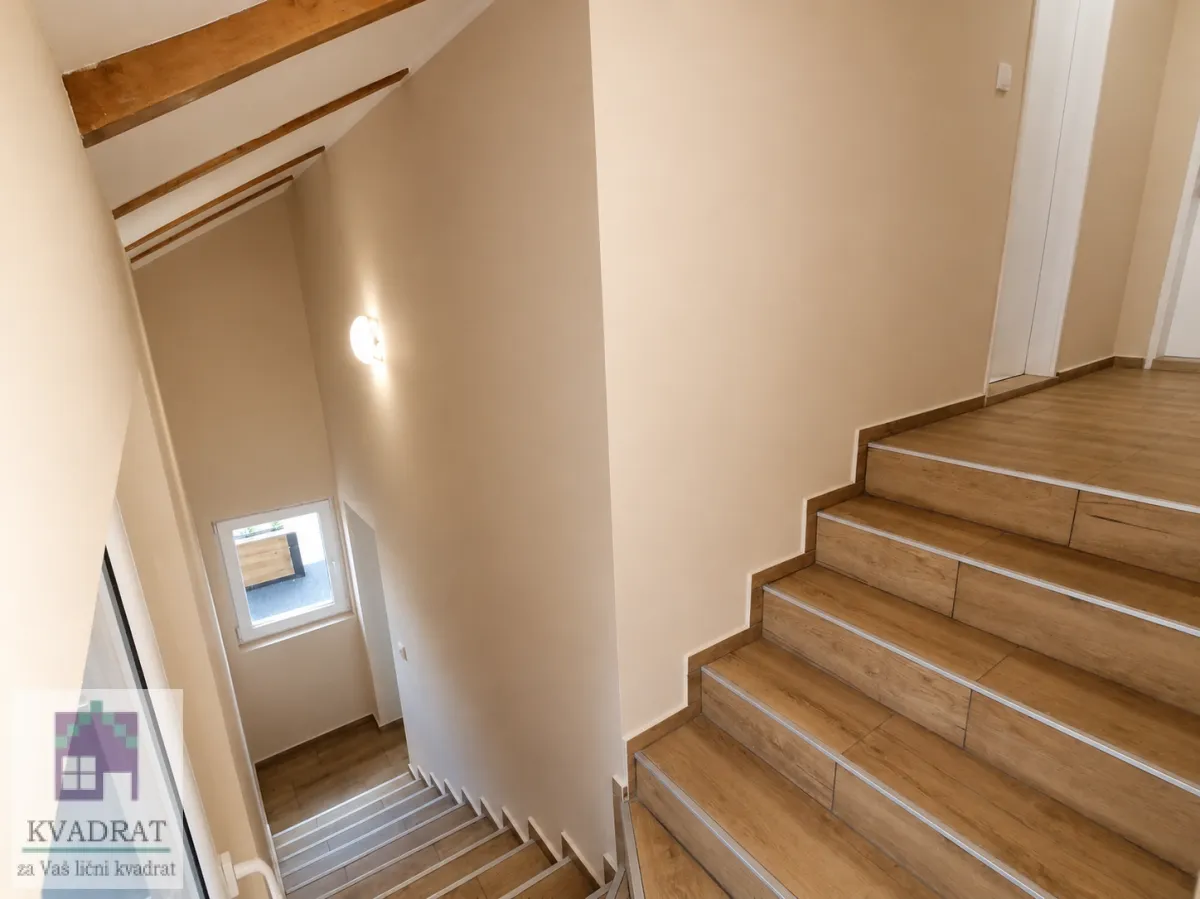 Prodaja, kuća, 92m², Sremska Kamenica, Petrovaradin