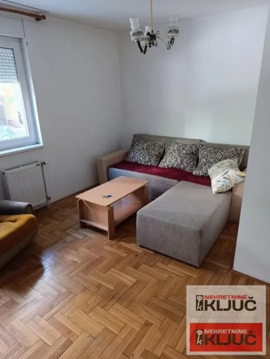 Rent, studio apartment, 25m², Grbavica, Novi Sad Sve Podlokacije