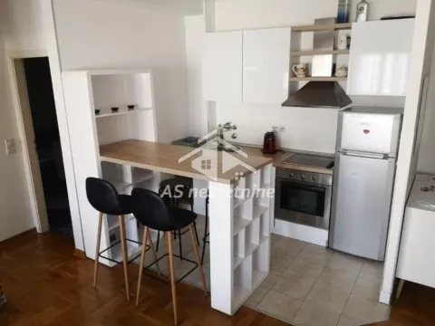 Rent, two bedroom apartment, 45m², Stari Grad, Beograd - image 3