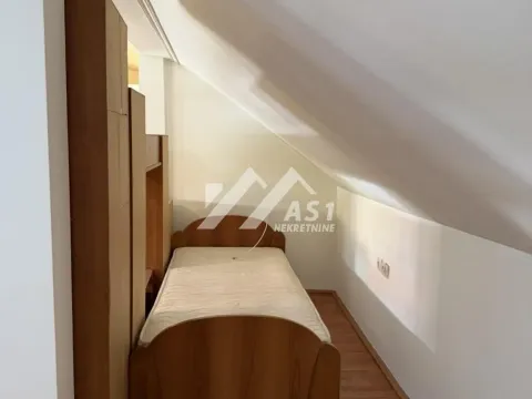 Izdavanje, dvosoban stan, 42m², Bulevar Oslobodjenja, Novi Sad Sve Podlokacije - image 4
