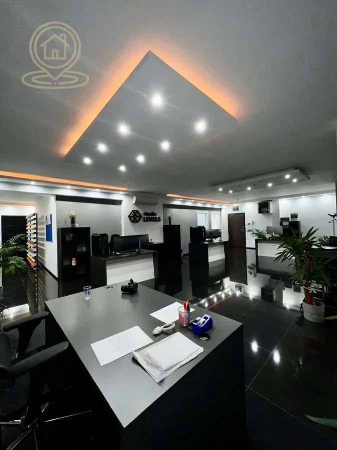 Sale, office space, 284m², Šumice, Beograd