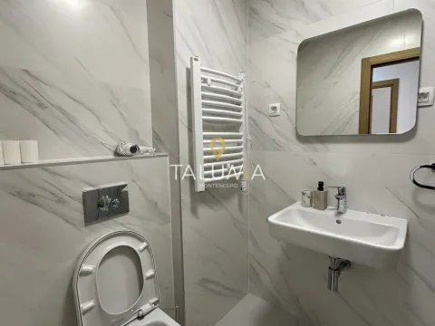 Izdavanje, jednosoban stan, 43m², City Kvart, Podgorica - image 3