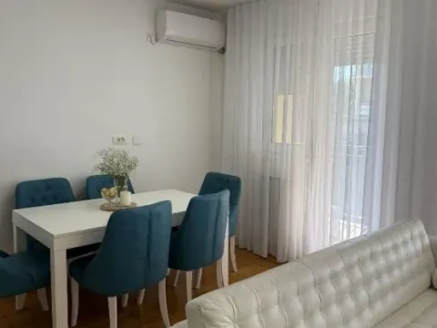 Izdavanje, trosoban stan, 83m², Voždovac Sve Podlokacije, Beograd - image 3