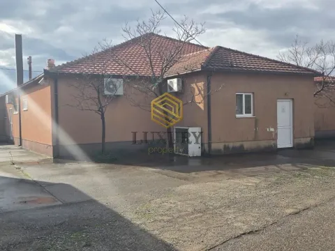 Izdavanje, kuća, 315m², Tuzi, Podgorica - image 2