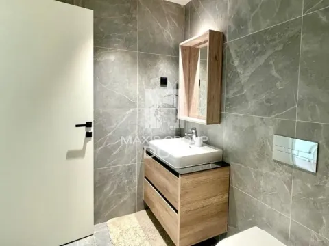 Rent, two bedroom apartment, 50m², Savski Venac, Beograd - image 11