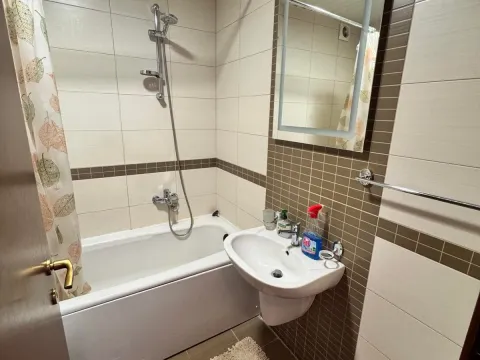 Izdavanje, jednosoban stan, 53m², City Kvart, Podgorica - image 6