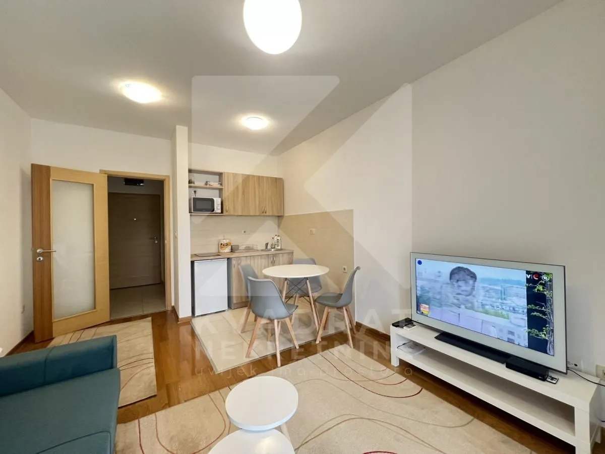 Rent, studio apartment, 26m², Blok 6, Podgorica