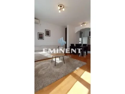 Izdavanje, dvosoban stan, 60m², Uciteljsko Naselje, Zvezdara Sve Podlokacije - image 2