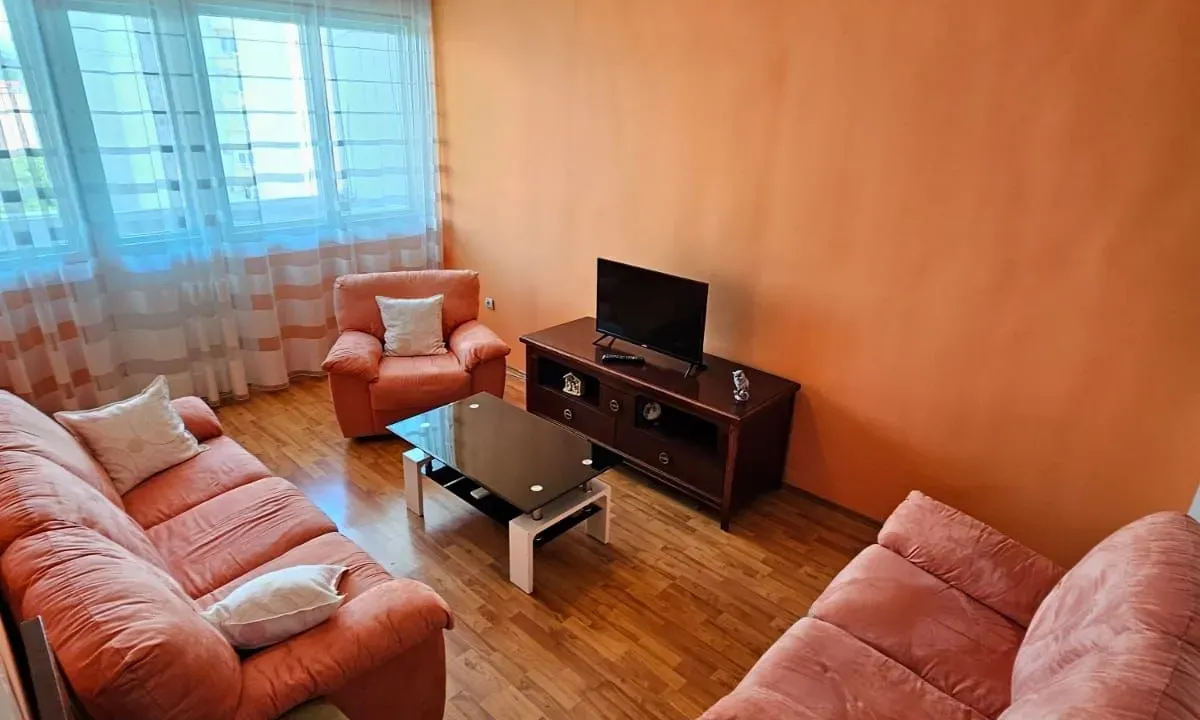Prodaja, jednosoban stan, 48m², Gintaš, Podgorica