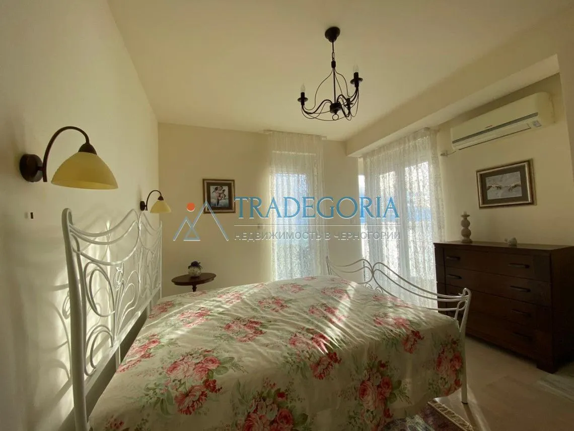 Prodaja, trosoban stan, 106m², Sveti Stefan, Budva