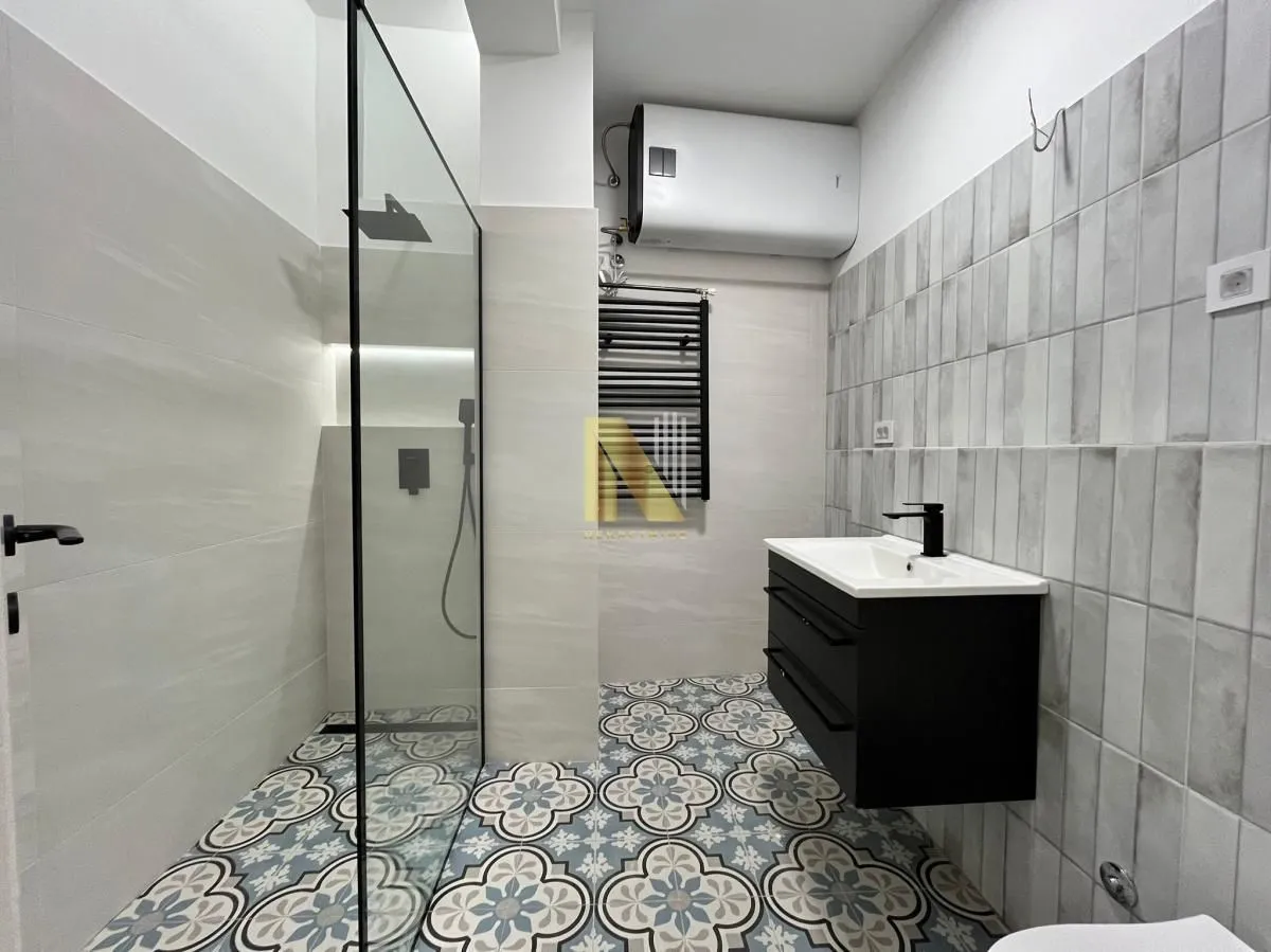 Prodaja, trosoban stan, 75m², Kej, Novi Sad Sve Podlokacije