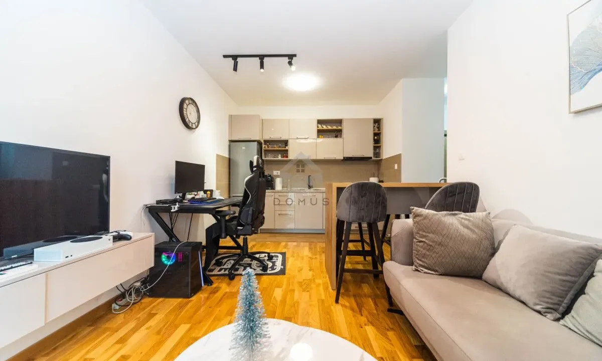 Prodaja, jednosoban stan, 36m², Zabjelo, Podgorica