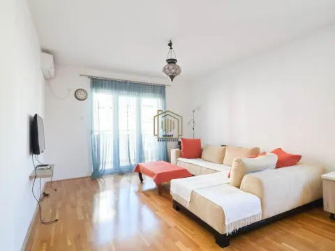 Rent, one bedroom apartment, 51m², Ljubović, Podgorica - image 1