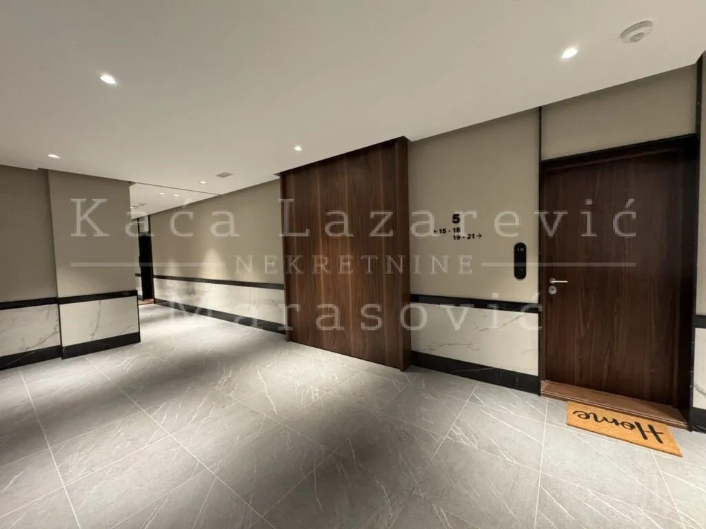 Rent, two bedroom apartment, 47m², Kalenić Pijaca, Vračar Sve Podlokacije