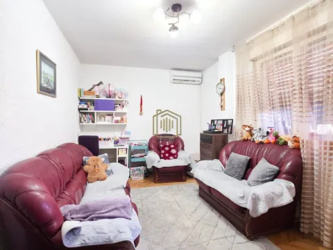 Prodaja, dvosoban stan, 60m², Pejton, Podgorica - image 8