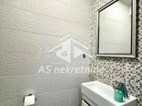 Izdavanje, četvorosoban stan, 94m², Lion, Zvezdara Sve Podlokacije - image 18