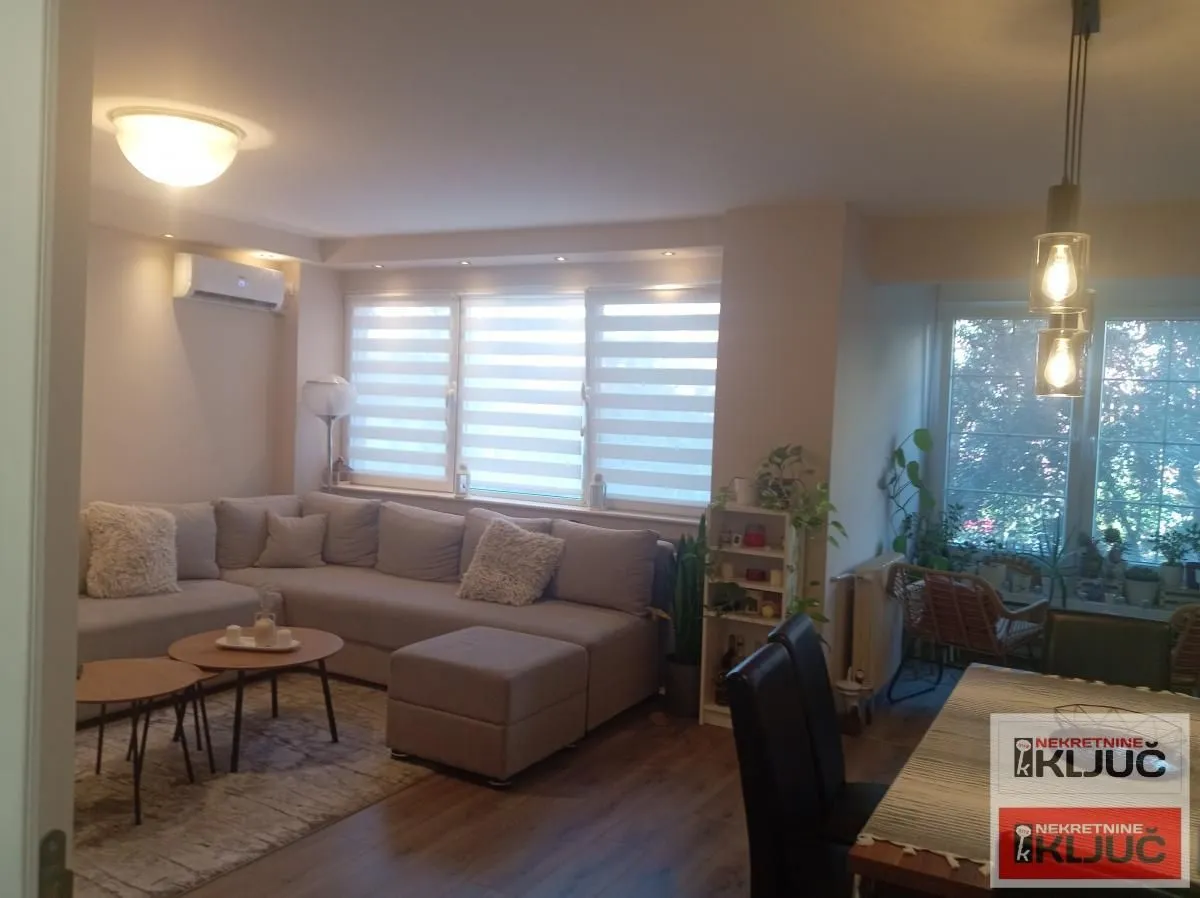 Sale, two bedroom apartment, 76m², Socijalno, Novi Sad Sve Podlokacije