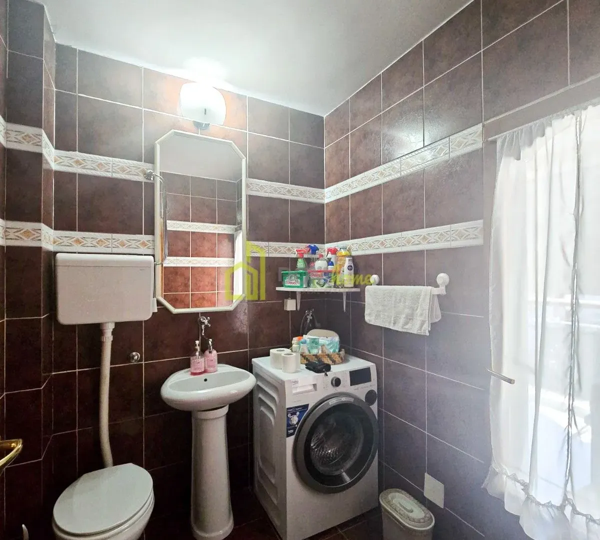 Rent, house, 270m², Masline, Podgorica