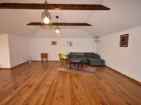 Sale, house, 191m², Tološi, Podgorica - image 14