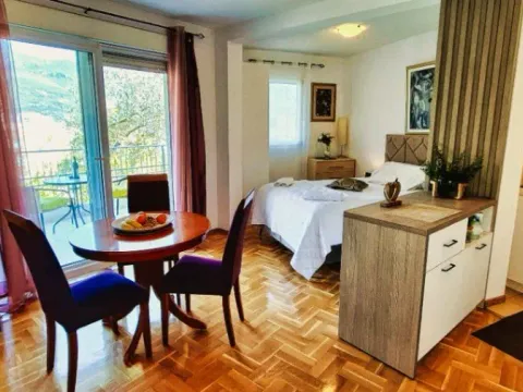 Izdavanje, garsonjera, 32m², Bečići, Budva - image 10